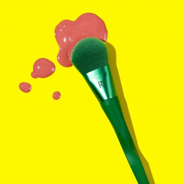 Real Techniques - Nectar Pop Glassy Glow foundation BRUSH